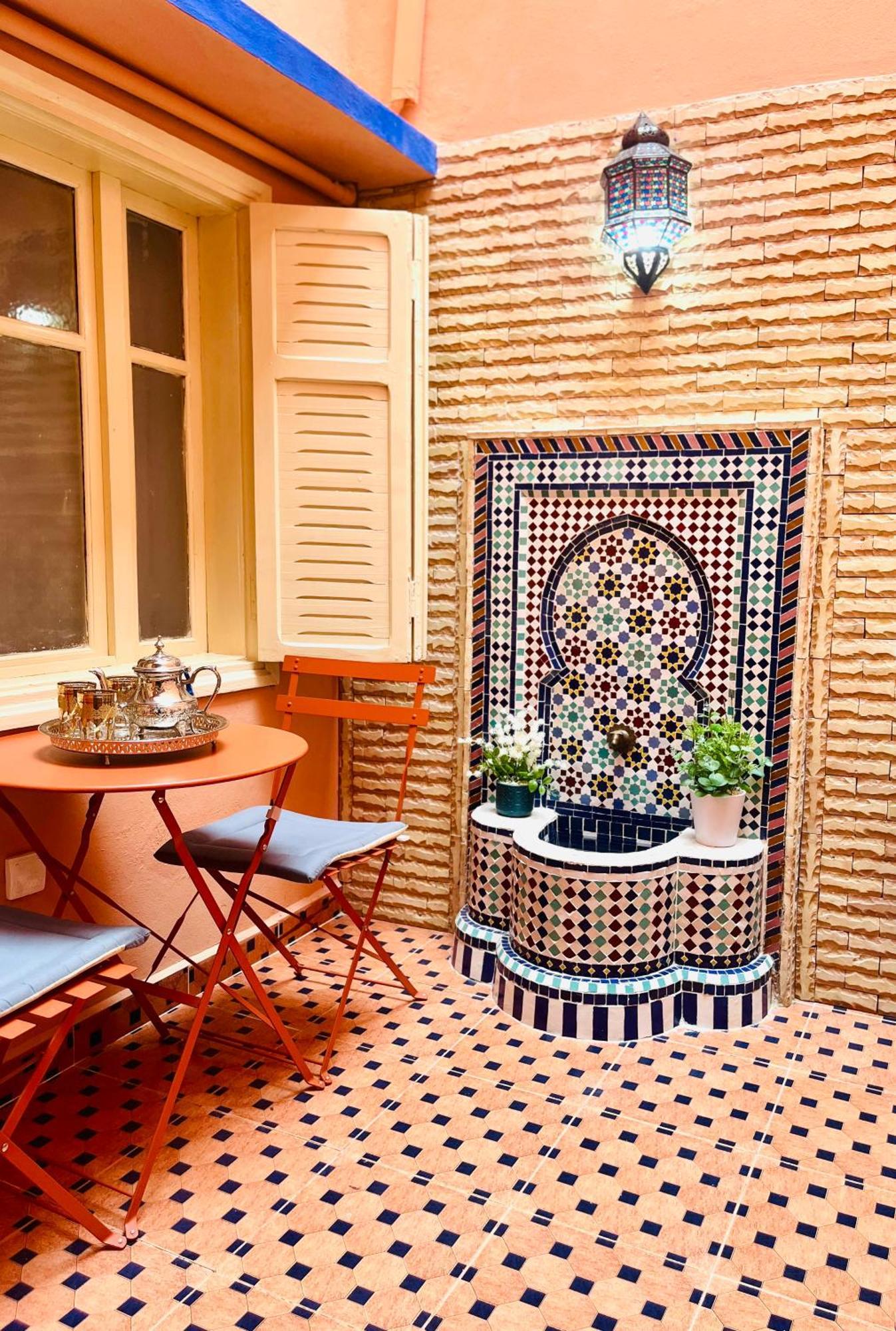 Apartment With Ac, Patio And Rooftop Appartement Climatise Avec Patio Et Toit Terrasse 마라케시 외부 사진