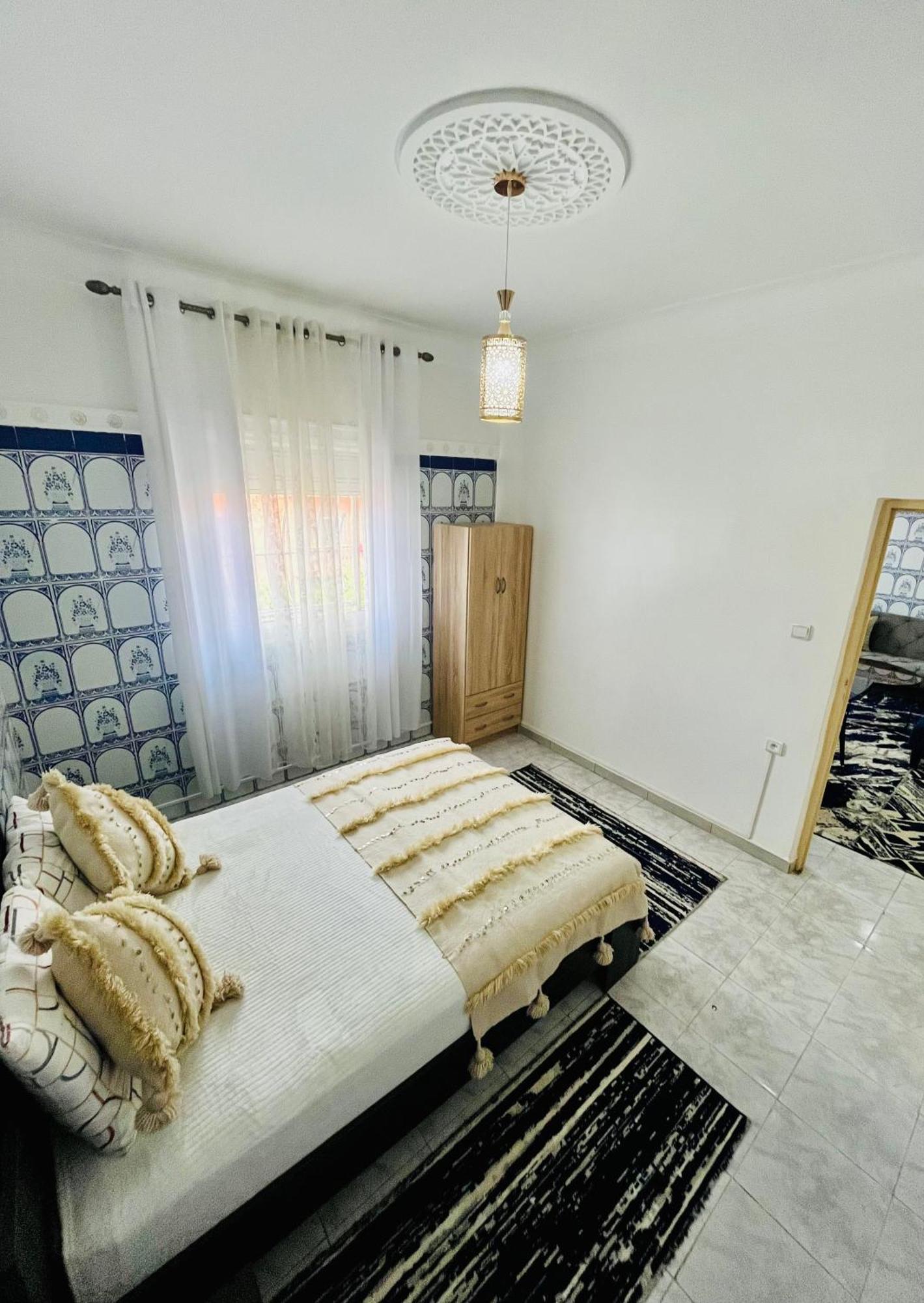 Apartment With Ac, Patio And Rooftop Appartement Climatise Avec Patio Et Toit Terrasse 마라케시 외부 사진