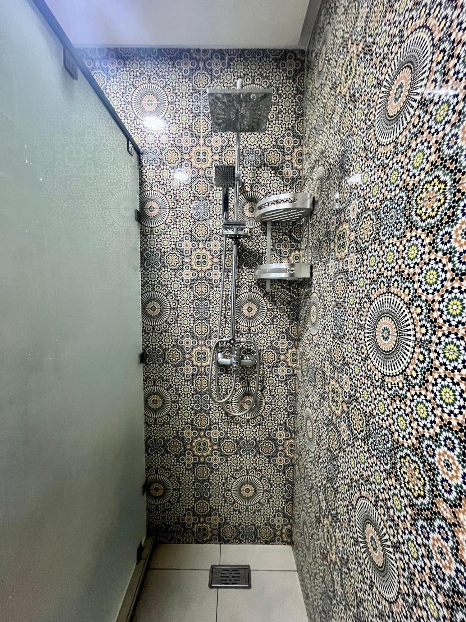 Apartment With Ac, Patio And Rooftop Appartement Climatise Avec Patio Et Toit Terrasse 마라케시 외부 사진