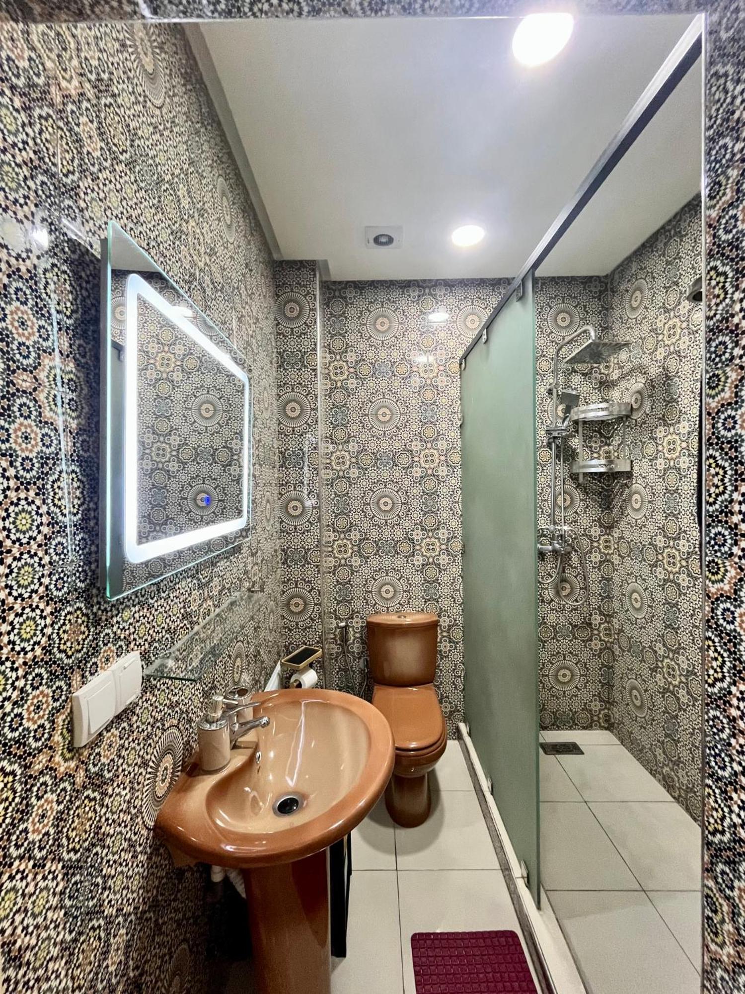 Apartment With Ac, Patio And Rooftop Appartement Climatise Avec Patio Et Toit Terrasse 마라케시 외부 사진